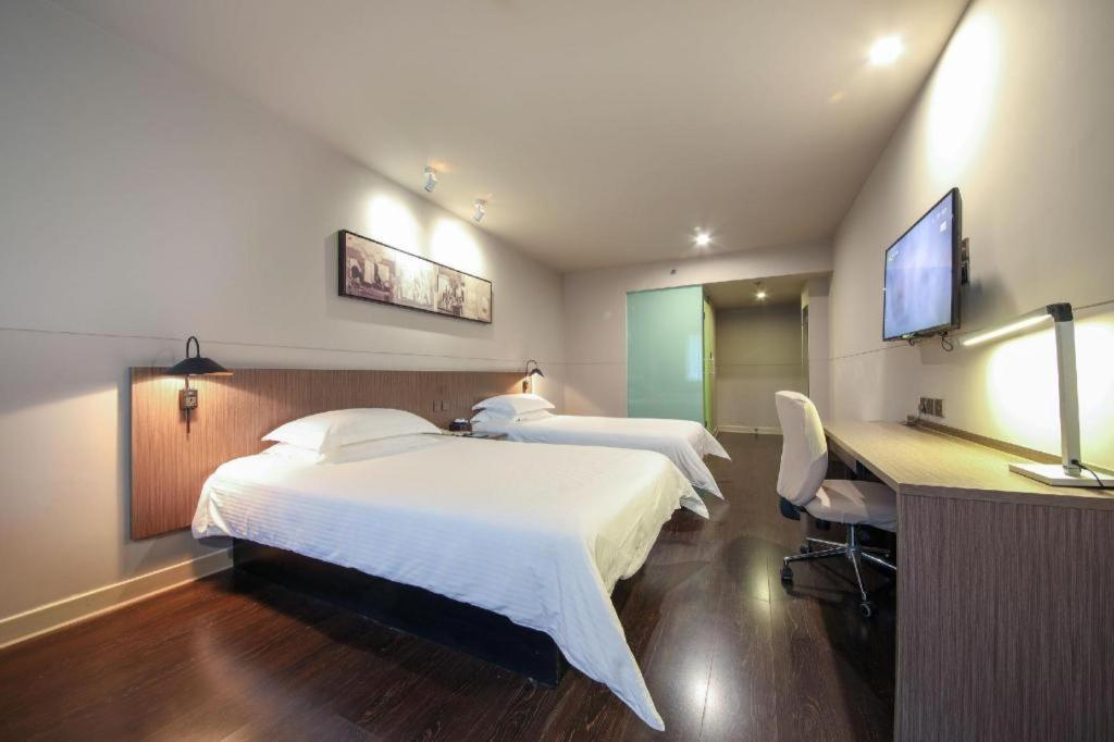 Jinjiang Inn Select Wuhan Xinhua Road Xiehe Hospital Exterior photo